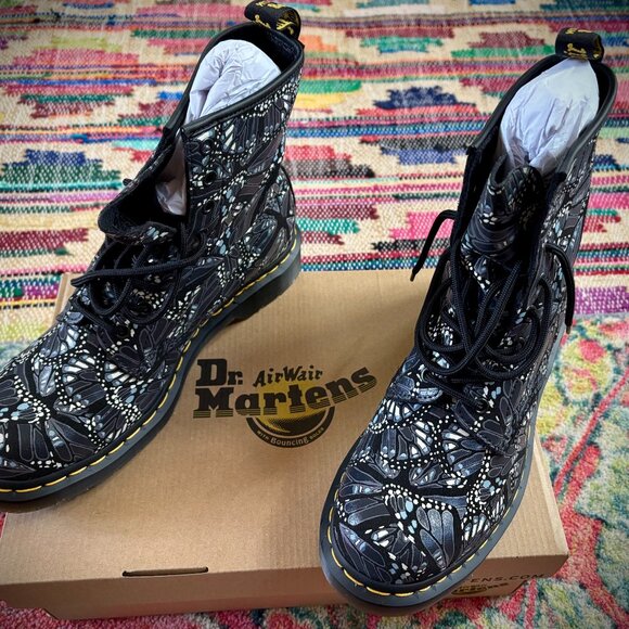 NEW Doc Dr. Martens 1460 Butterfly Print Combat Boots! - Picture 4 of 7